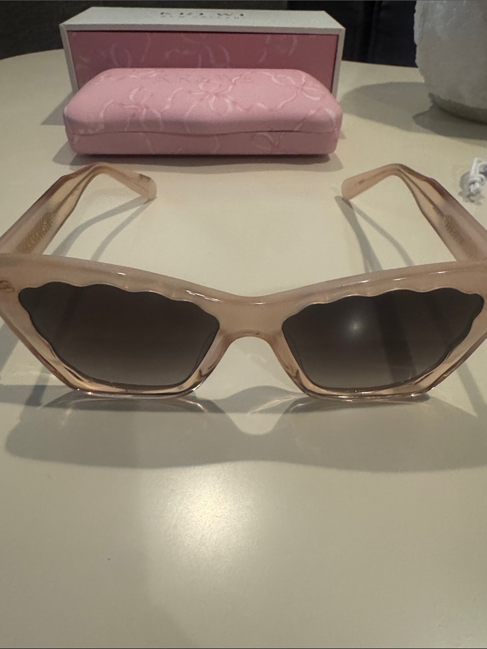 LoveShackFancy x KREWE Pink Scalloped Cat-Eye Sunglasses with Dark Lenses - Picture 7 of 8